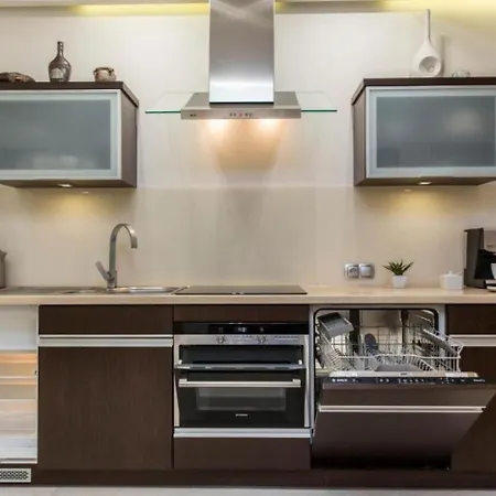 Prestige Z Widokiem Na Gory W Centrum Cytryn Apartment *